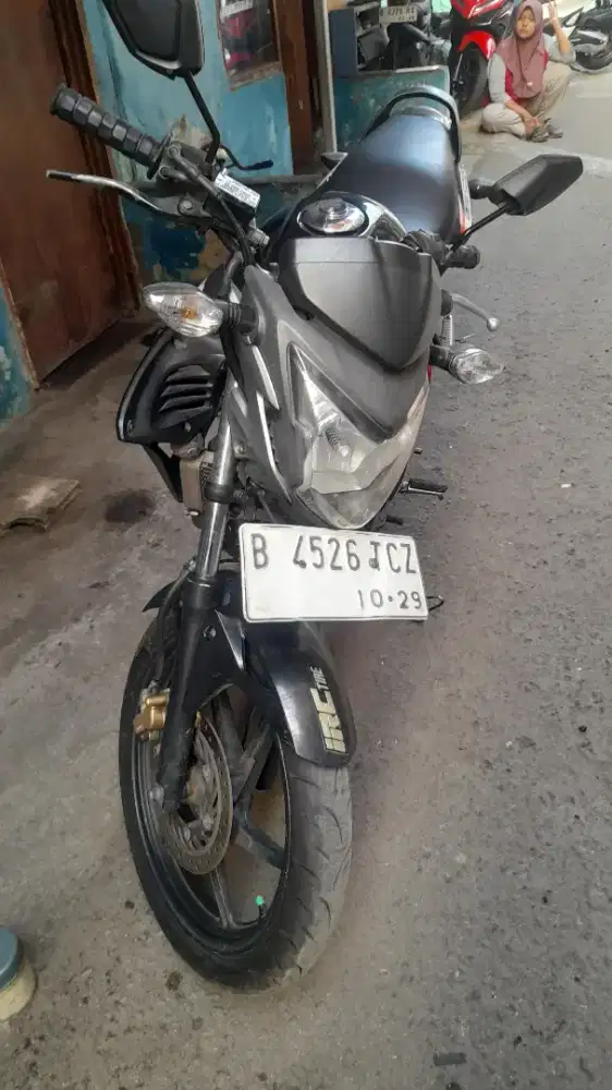 dijual motor cb150r 2014