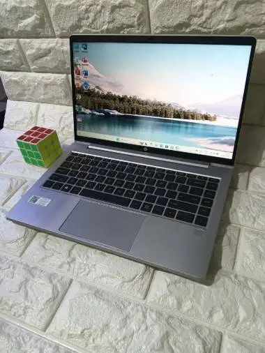 HP 445 G9 RYZEN 5-5625U LAYAR 14 INCH VGA RADEON *RT