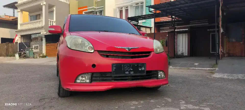 Daihatsu sirion RS manual 2007