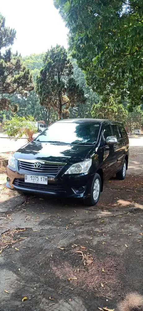 Toyota Kijang Innova 2012 Bensin