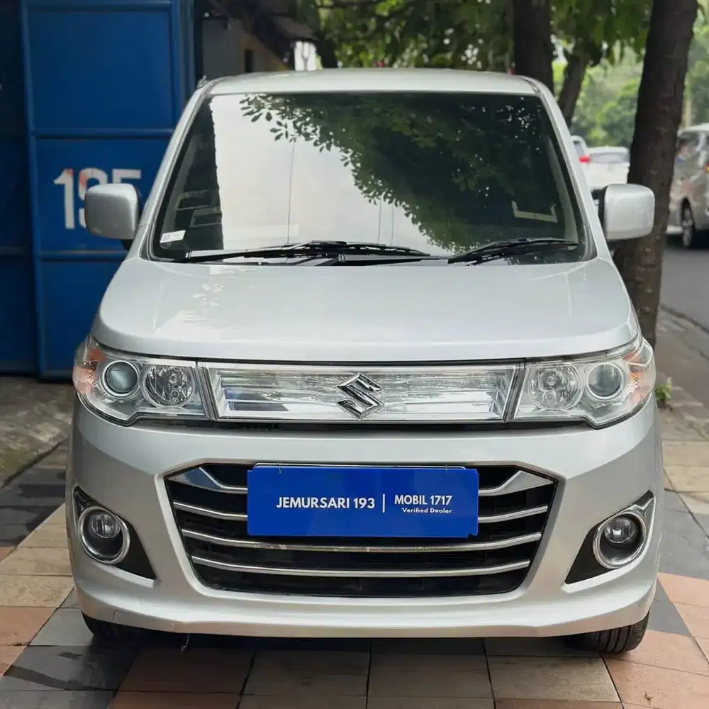 SUZUKI 2020 KARIMUN WAGON BV 1.0 
JL.RAYA JEMURSARI MOBIL 1717