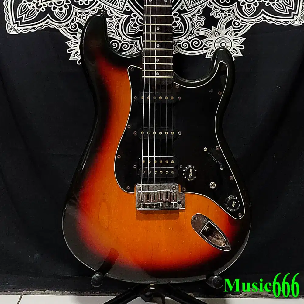 Rockstar by Rolling Gitar Elektrik 7 sounds