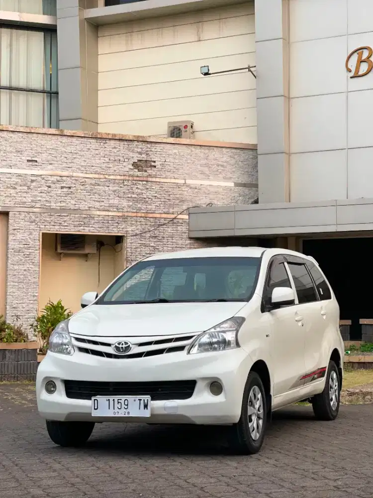 AVANZA E 2013 (D) ISTIMEWA!