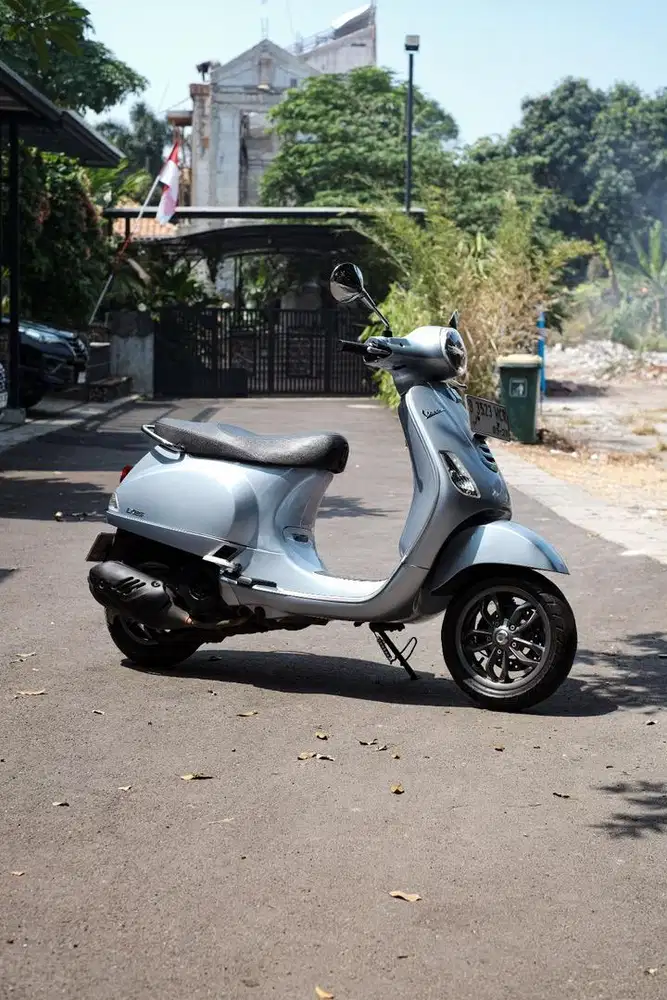 Vespa LX 125 iGet LED 2023