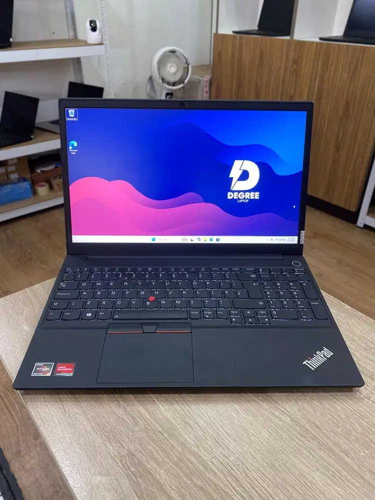 Lenovo Thinkpad E15 AMD Ryzen 5 5500U Ram 8GB Ssd 256GB Upgradeable