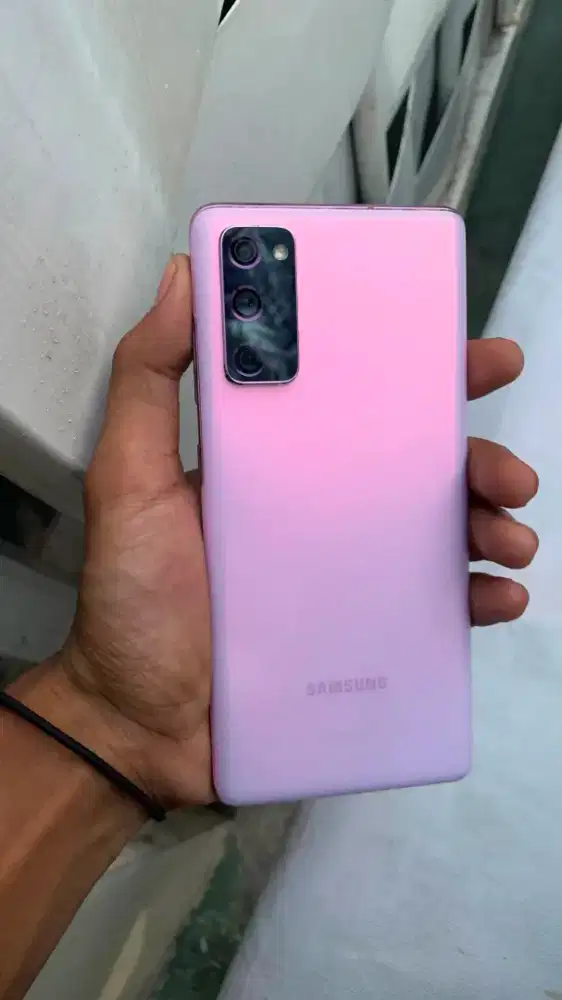 Samsung S20 FE 8/128