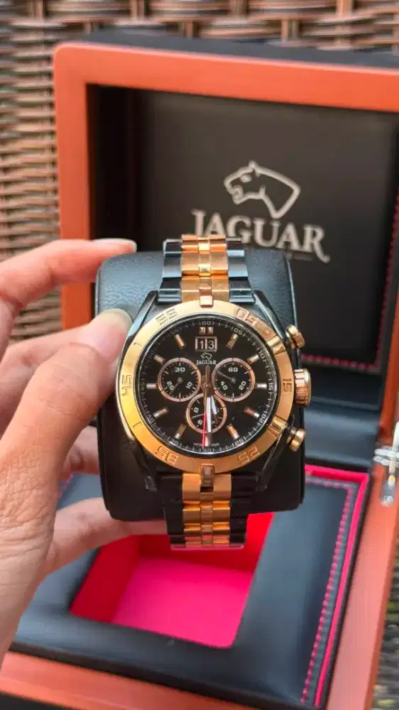 Jual jam tangan Jaguar J811 preloved