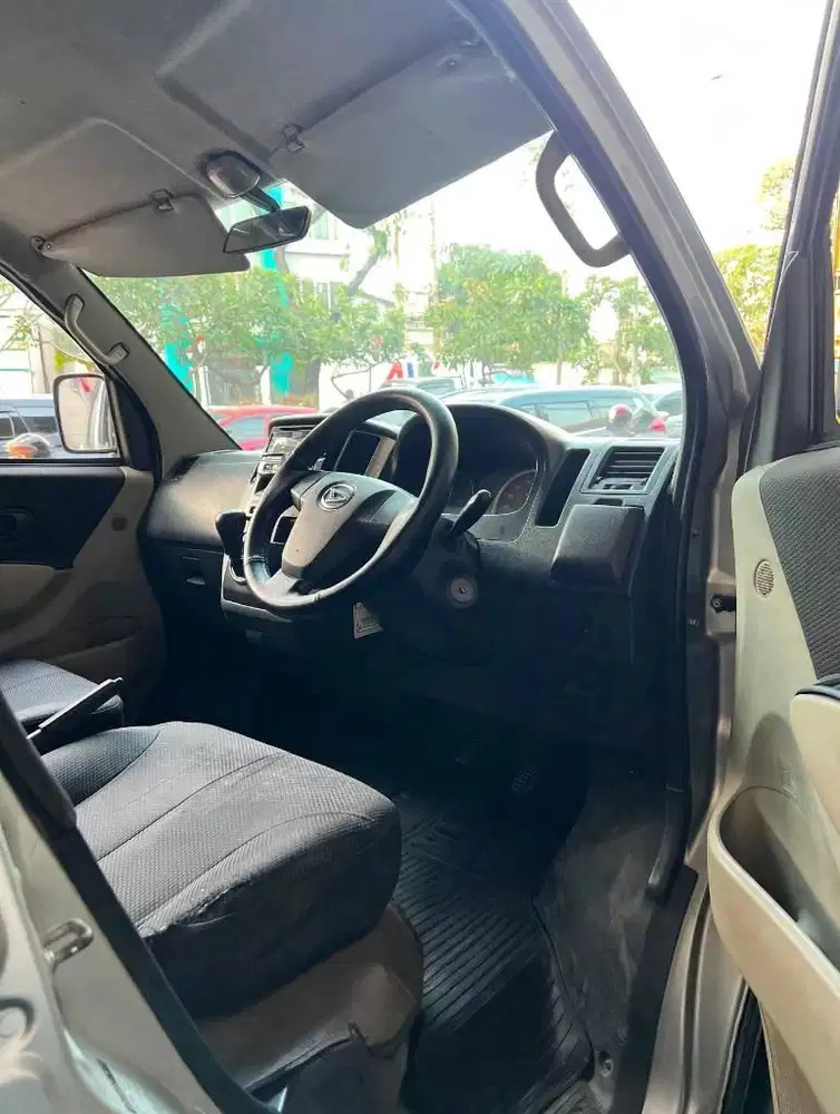 DAIHATSU 2016 LUXIO 1.5 D M/T SILVER MURAH OTOMART 286 KENJERAN