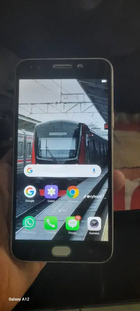 Oppo f1s ram 4 kapasitas 64gb mulus siap pakai