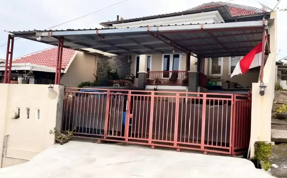 Rumah dijual siap huni kedungmundj strategis minimalis jalan lebar