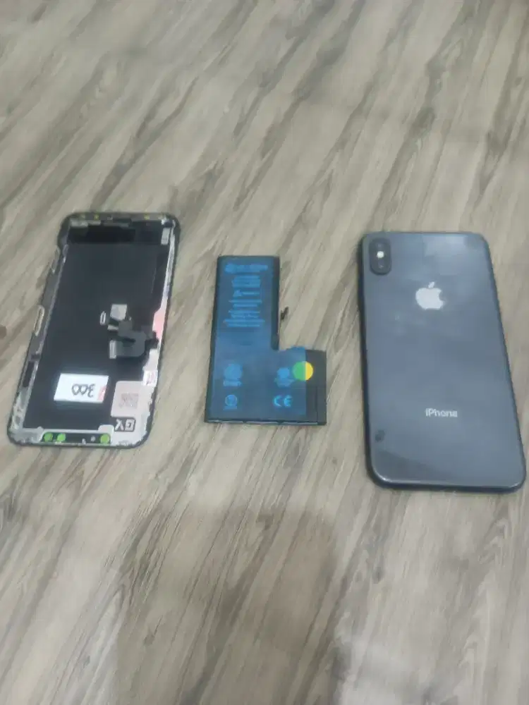 Kanibalan iPhone x (mesin mati)
