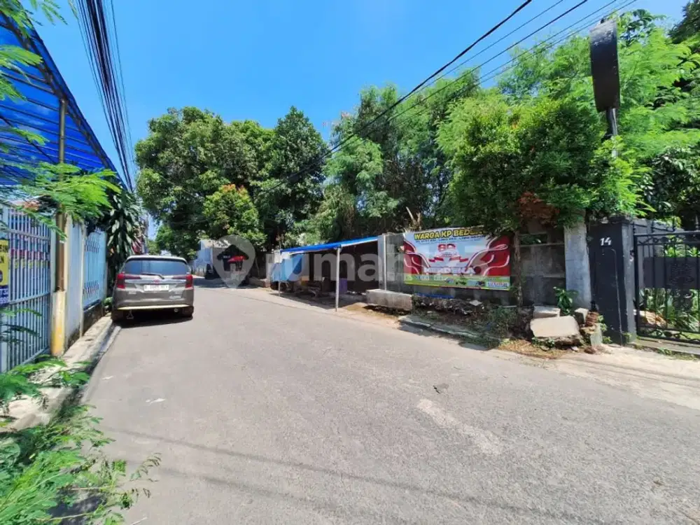 Tanah Datar Lt.1084 M Cocok Dibuat Cluster