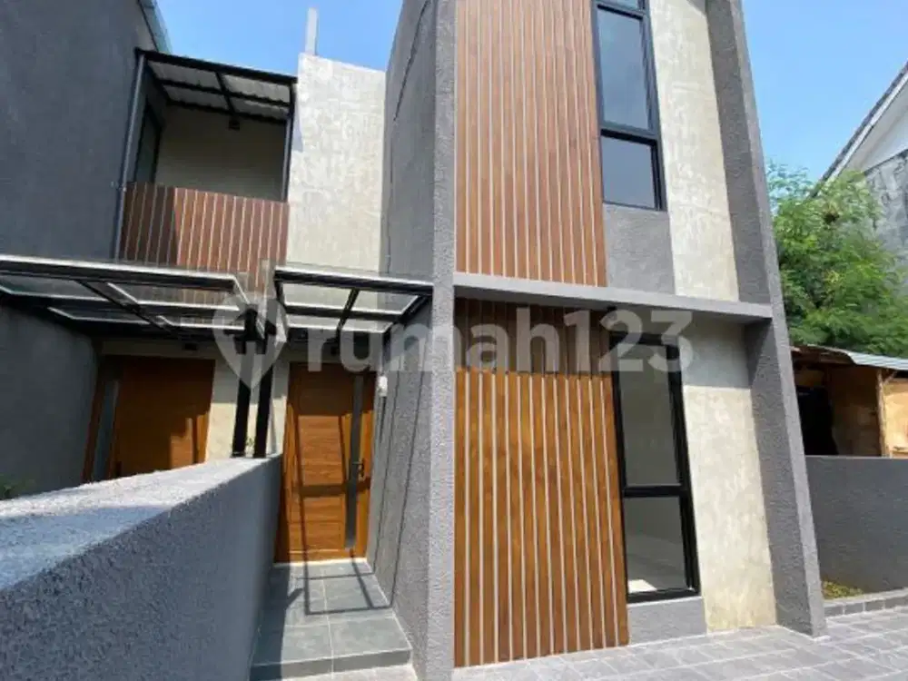 Rumah Baru 2 Lantai, Lt.112m/ Lb.120m Banyak Bonus, Jagakarsa, Jak Sel