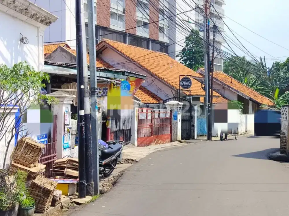 Rumah Hitung Tanah Dekat Pondok Indah Mall, Turun Harga Lagi
