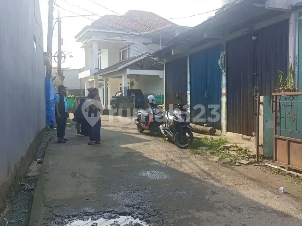 Rumah Usaha Dalam Perumahan Warga, Dekat Pintu Tol Sawangan