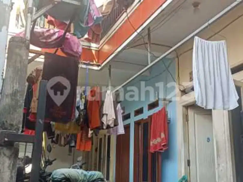 Rumah Kontrakan 6 Pintu Dekat Mall Cijantung, Raya Bogor