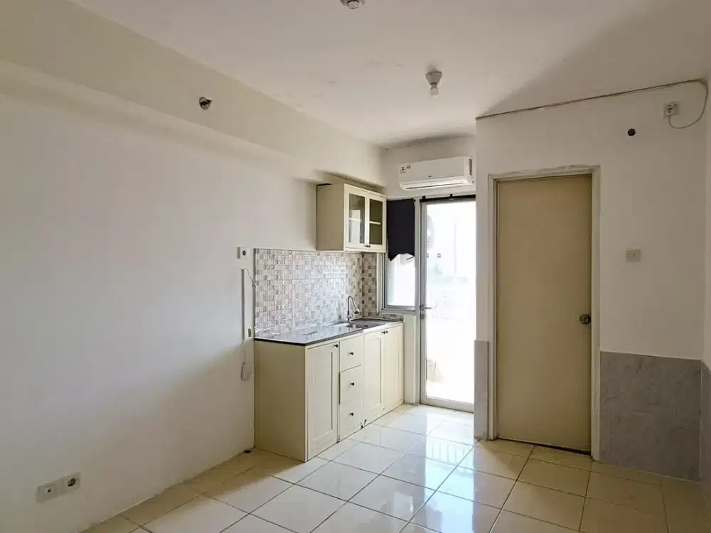 SEWA APARTEMEN EDUCITY STUDIO TANPA PERABOT