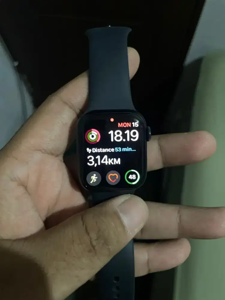 APPLE WATCH 8, 41mm like new, no minus, warna hitam