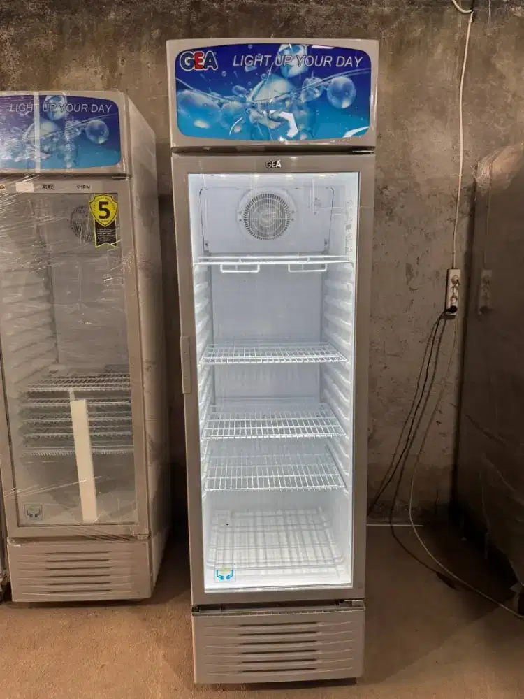 Showcase GEA expo 382 liter.