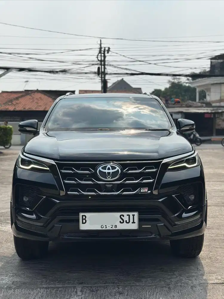 FORTUNER 2022 PMK 2023 GR 2.8 AT KM RENDAH