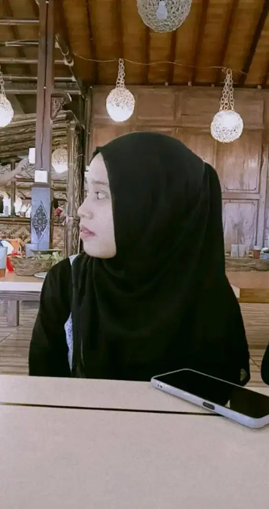 Mencari pekerjaan paruh waktu/freelance