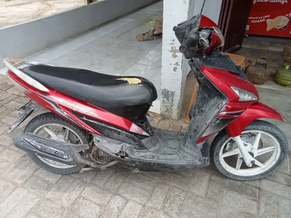 Suzuki enjoy 2010