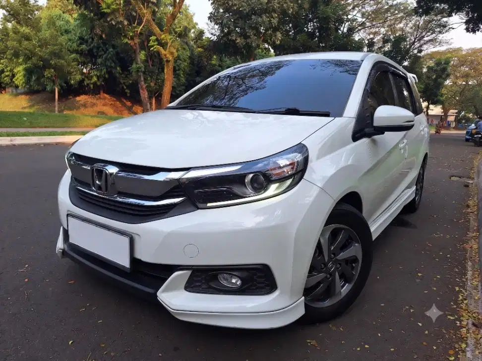 LOW DP Honda Mobilio 1.5 E Bensin-MT 2021 HFF