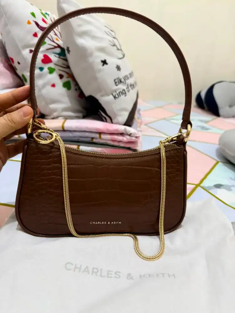 Tas Charles &Keith ori