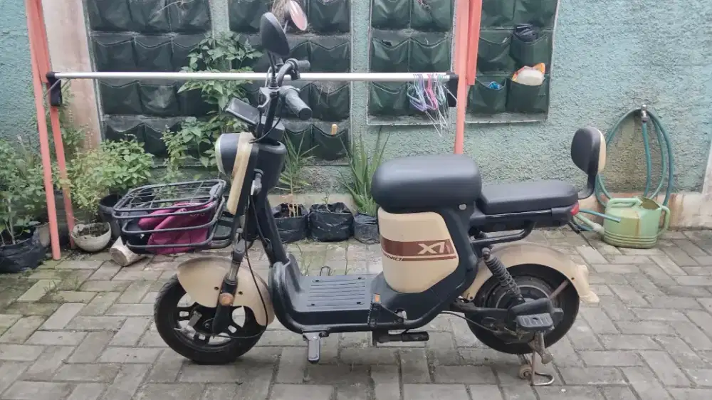 Jual Cepat Sepeda Listrik Genio Easton X1