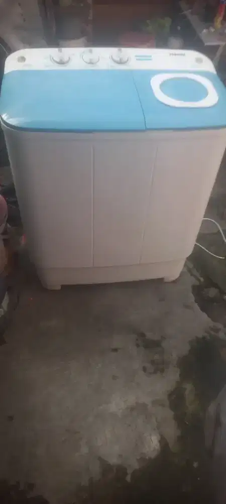 Mesin cuci toshiba