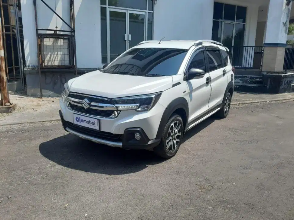 Like New - Suzuki XL7 1.5 Zeta Bensin MT 2024 Putih