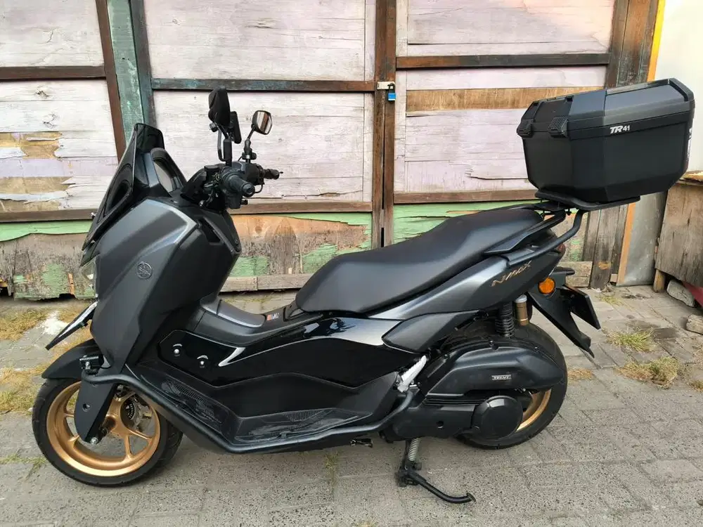 Yamaha Nmax like new