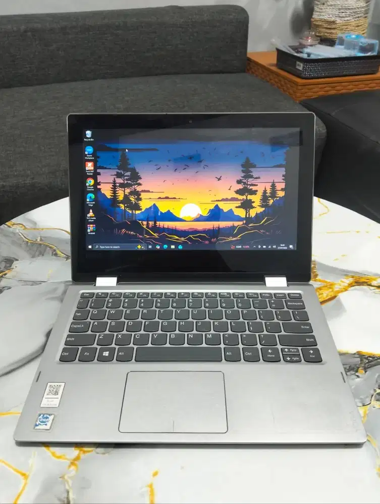 Lenovo IdeaPad Yoga 330-11IGM Touchscreen 360° Intel Celeron N4000