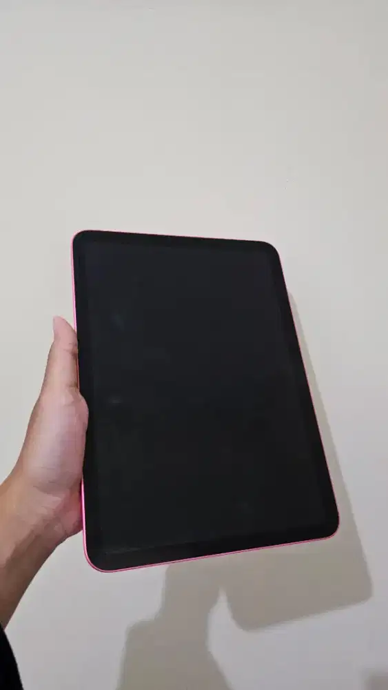 iPad Gen 11 (A16) 128GB WiFi Only - Garansi Resmi iBox (PA/A) Mulus