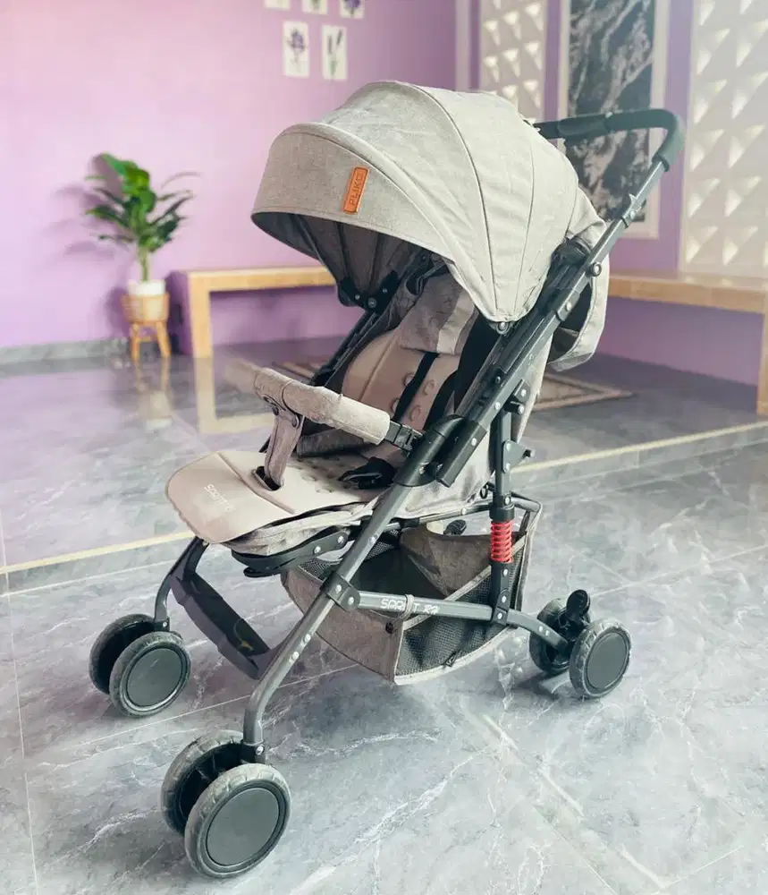 Di jual stroller bayi bekas