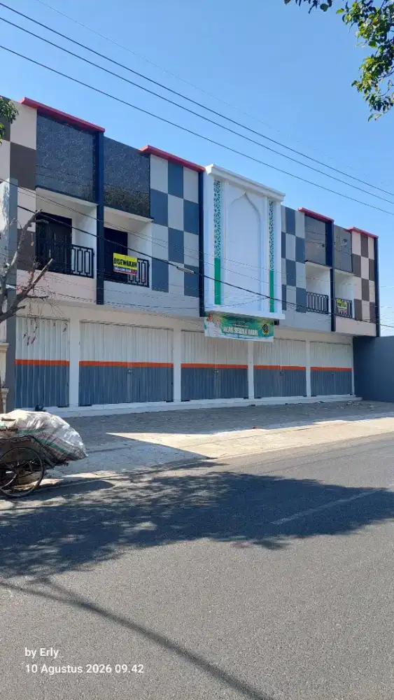 Disewakan Ruko 2 Lantai di Jl. Gatot Subroto Kota Probolinggo