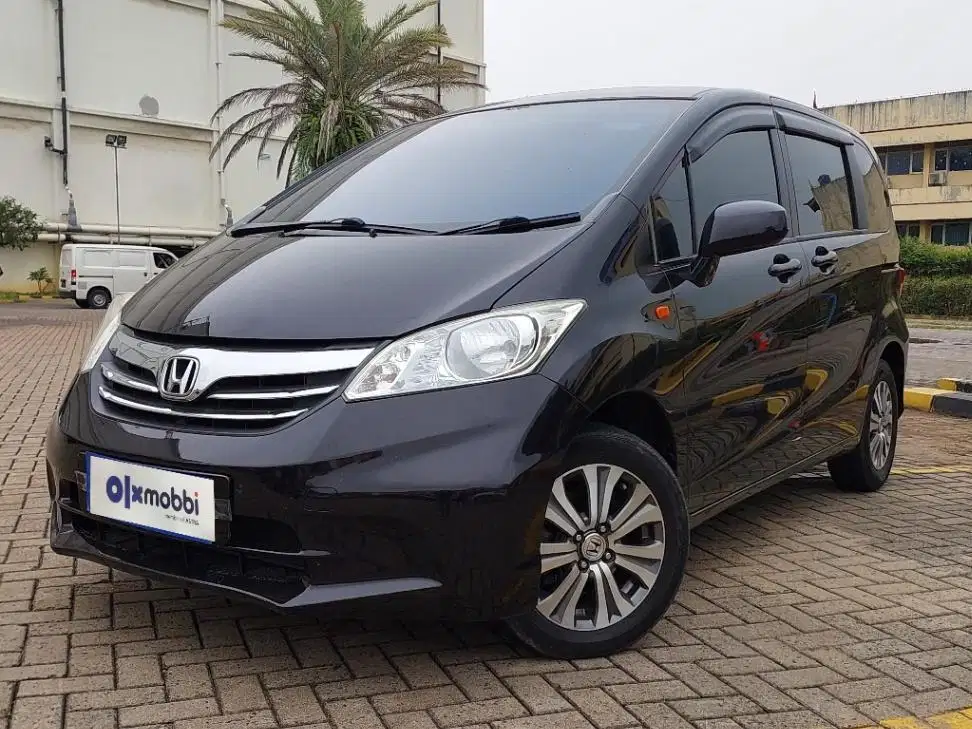 TDP 7, JT Honda Freed 1.5 S Bensin-AT Kuning 2013
