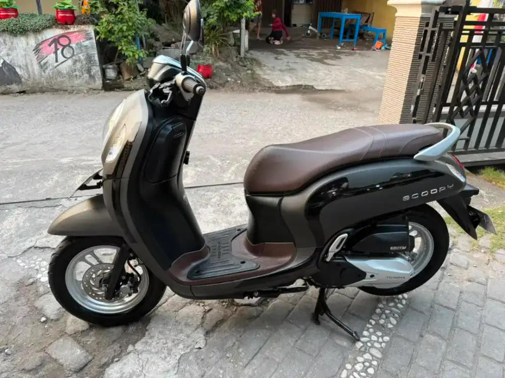 Scoopy keyless THN 2022 plat AB Bantul