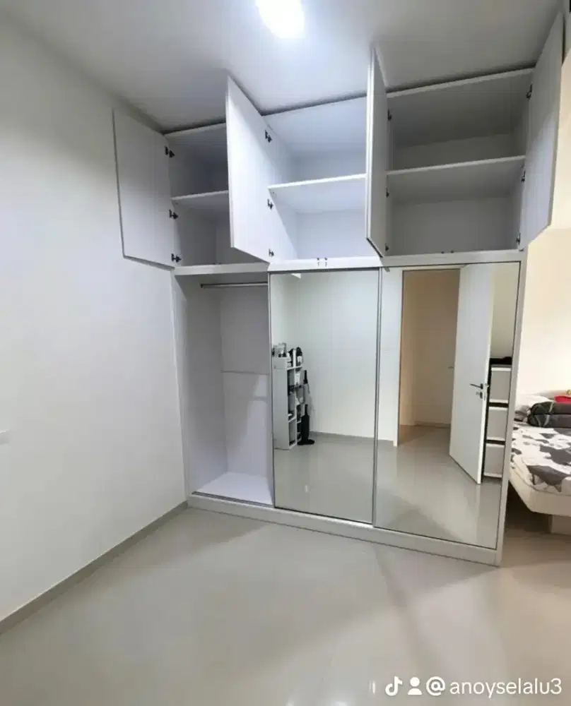 Lemari pakaian seleding 3pintu jumbu