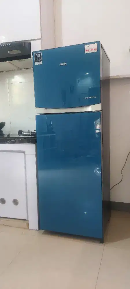 Kulkas merek Aqua inverter