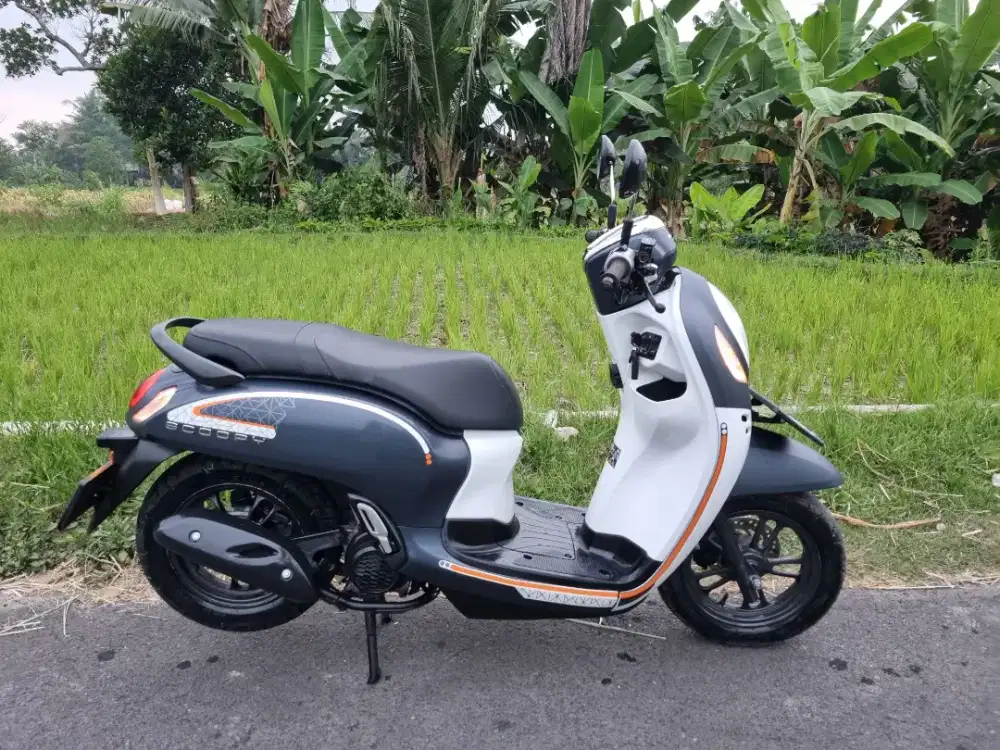 SCOOPY FASHION BLUE 2023