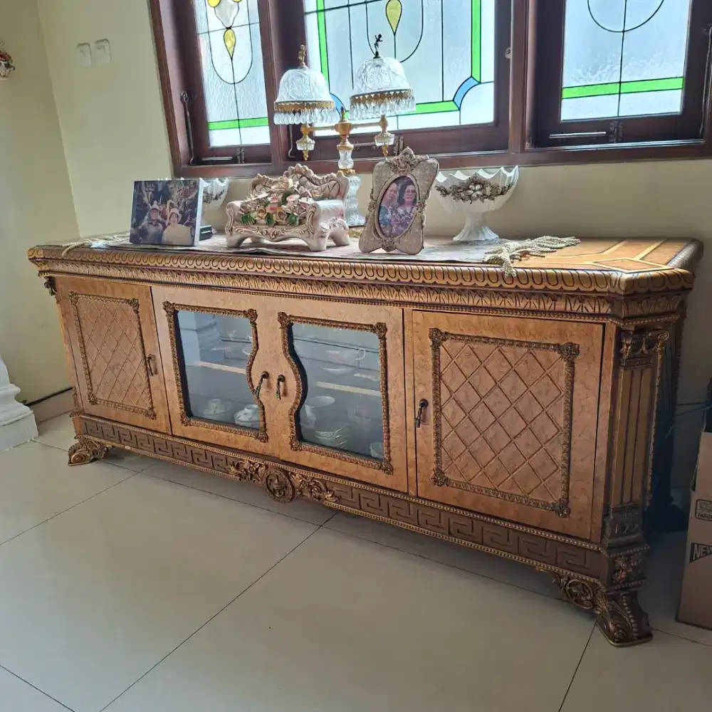 Meja credenza mewah murah
