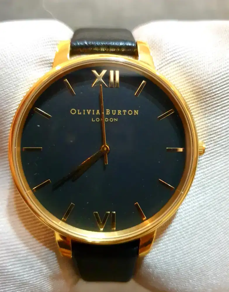 Jam wanita OLIVIA BURTON