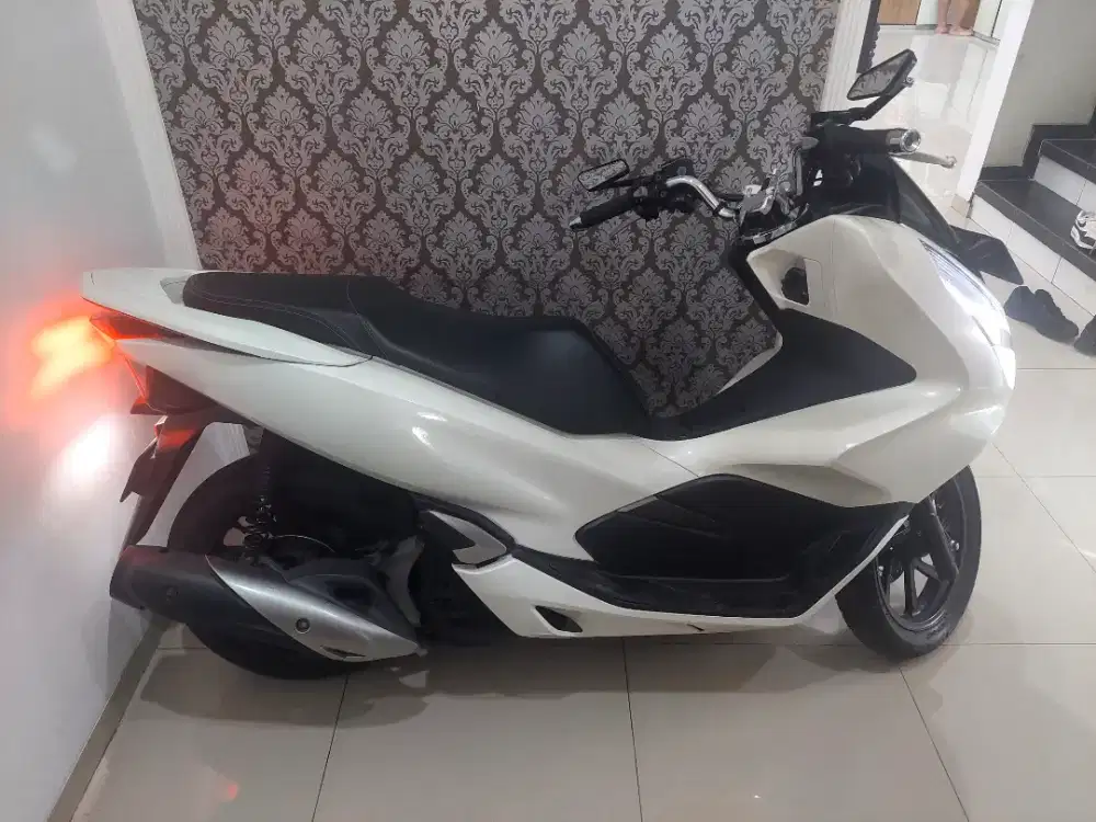 Pcx 2018 km low antik pisan
