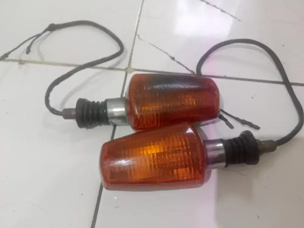 Lampu sein  dan belakang scorpio