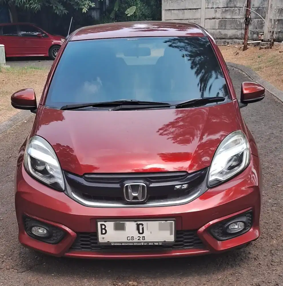 Honda Brio RS matic tahun 2017 km 99rb tgn 1 dari baru pajak on 2027