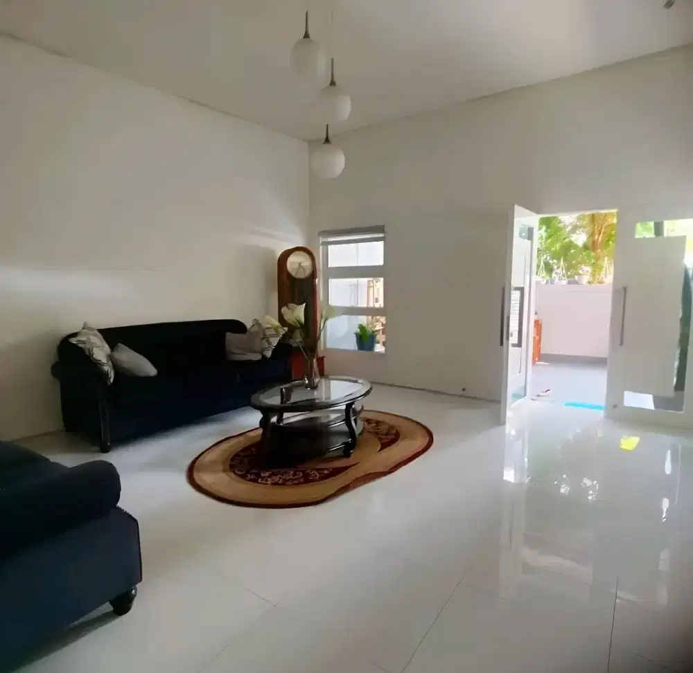Rumah dijual mewah jalan lebar semarang barat candi penataran