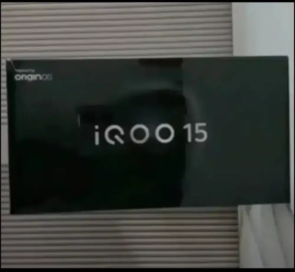 IQOO 15 12GB+256GB BNIB Garansi Resmi Indonesia
