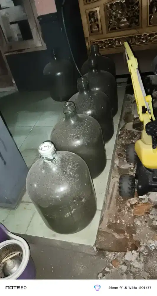 Botol kaca jumbo