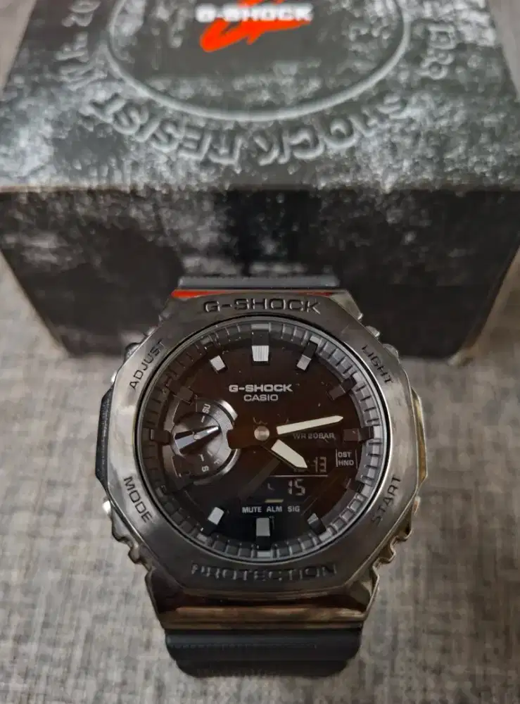 Jam G-shock gm2100bb 1adr steel like new
